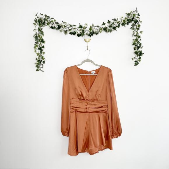 LE LIS No Flaws Here Asymmetrical Hem Romper in Rust Size Medium - Picture 2 of 7